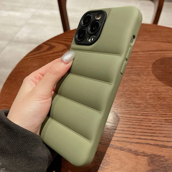 Green Puffer IPhone Case - Picture 5 of 5